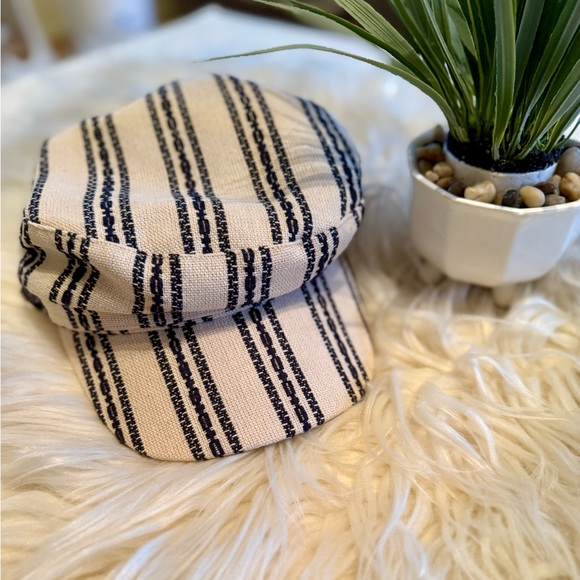 NWT Anthropologie Striped Hat - Picture 2 of 6